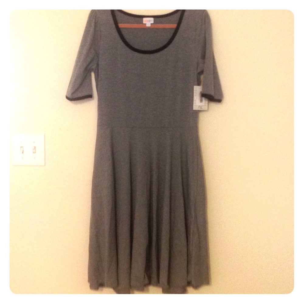Lularoe Nicole dress Size XL New with tags